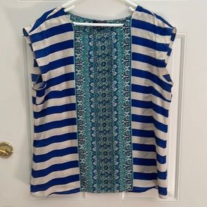 The Limited Women’s Patterned Top. XL